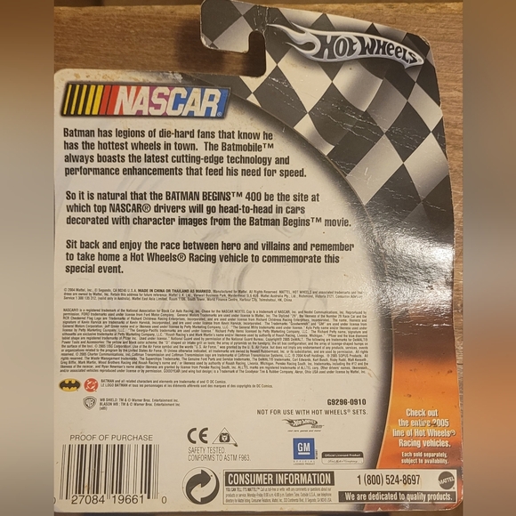 Hot Wheels 2004 Batman Begins 400 Race Day Series #6 Mark Martin 1:64 Scale - Picture 3 of 3